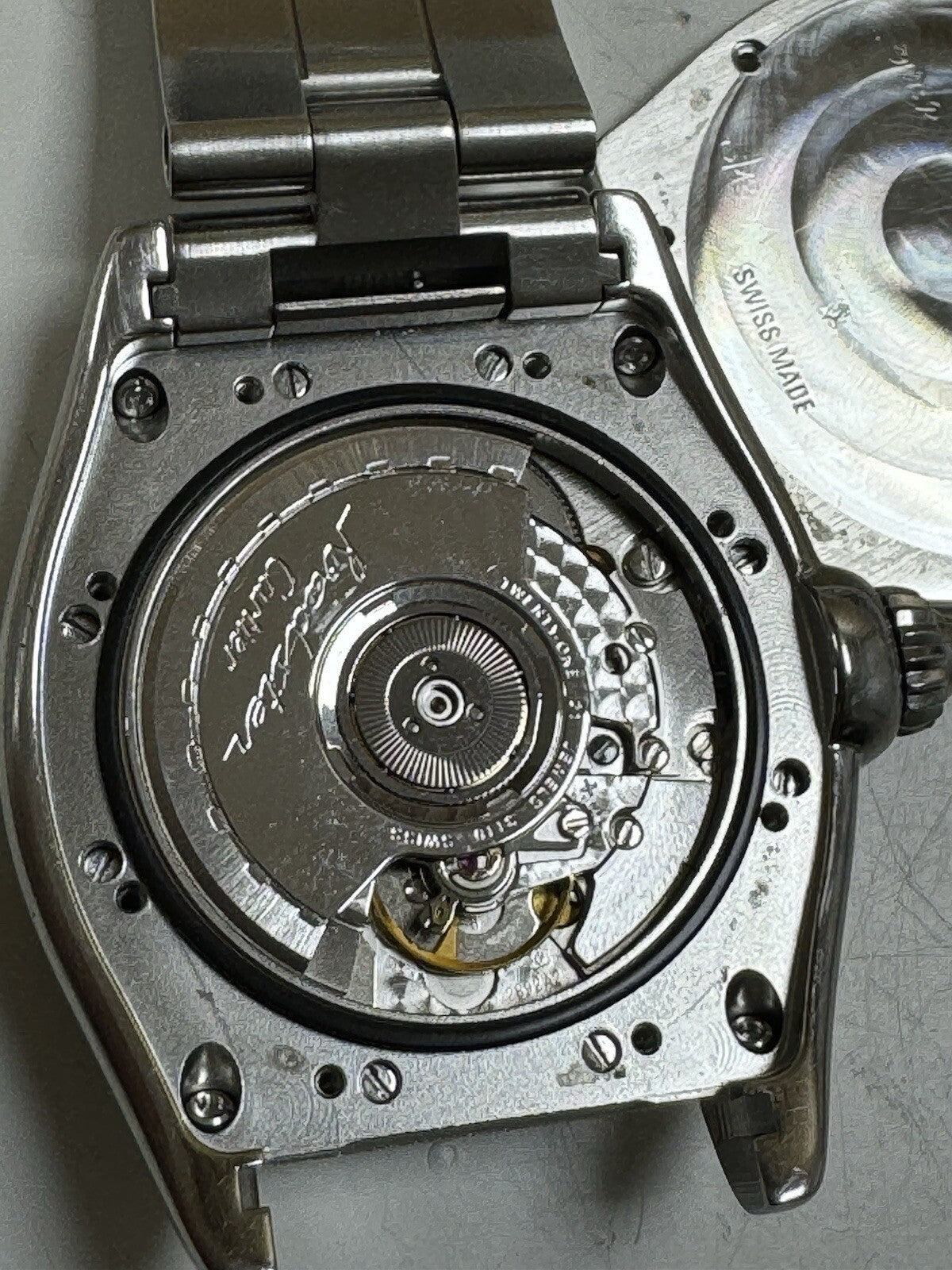 Cartier Diamonds Roadster 2510 Automatic Watch Mens Swiss Made