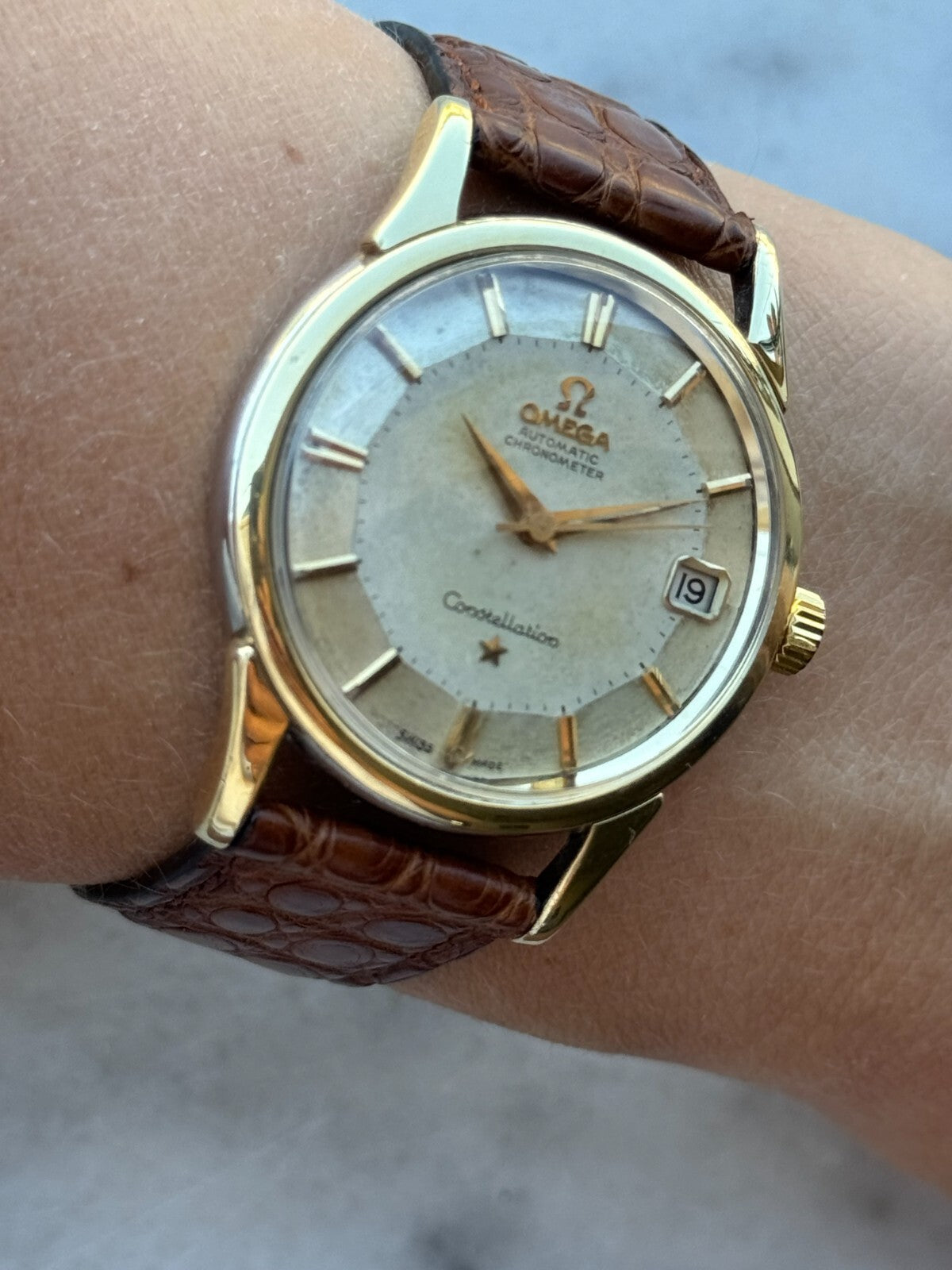 Omega Constellation 'Pie Pan' - Gold & Steel, Automatic, 34mm