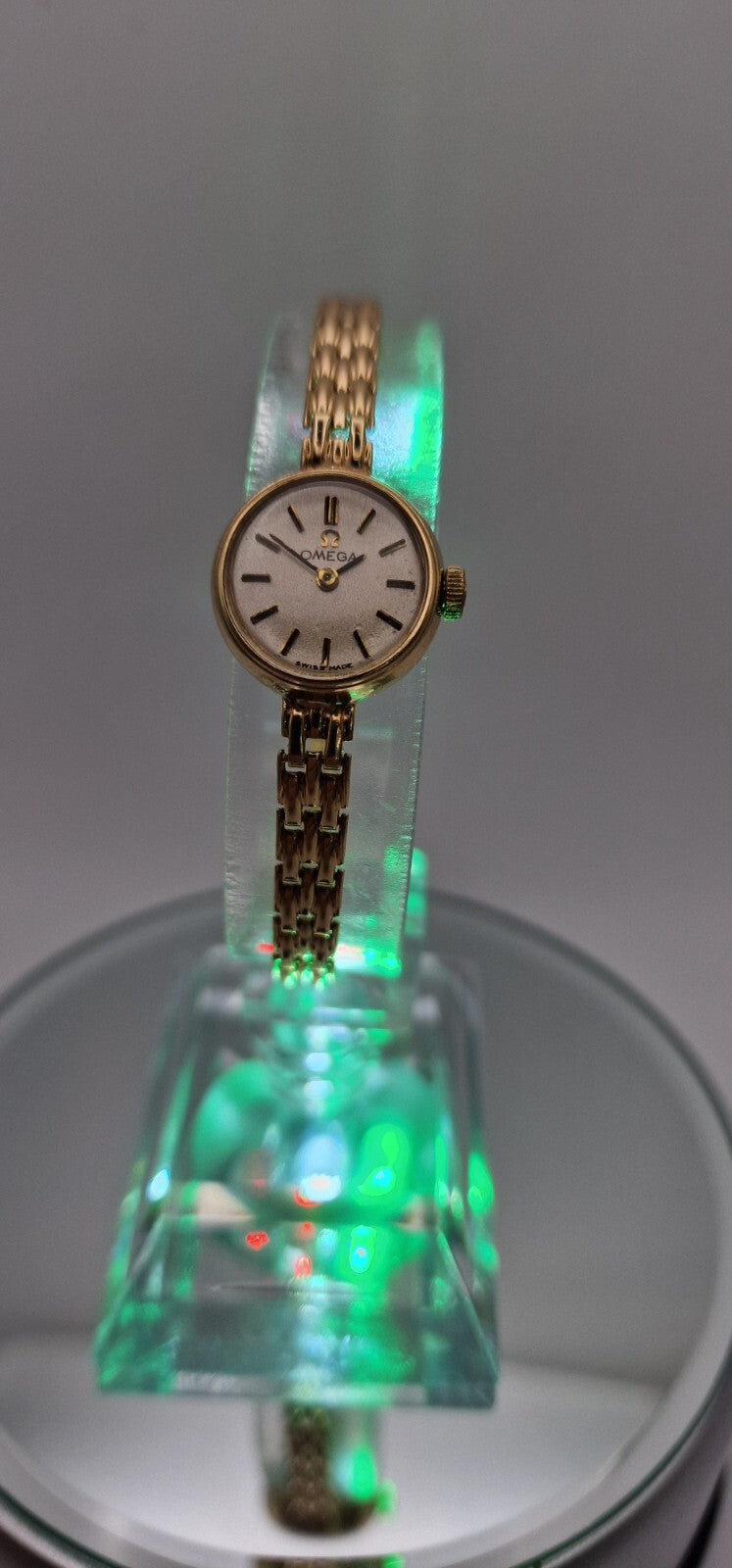 Omega 9ct Gold Ladies Watch, Vintage 1960s