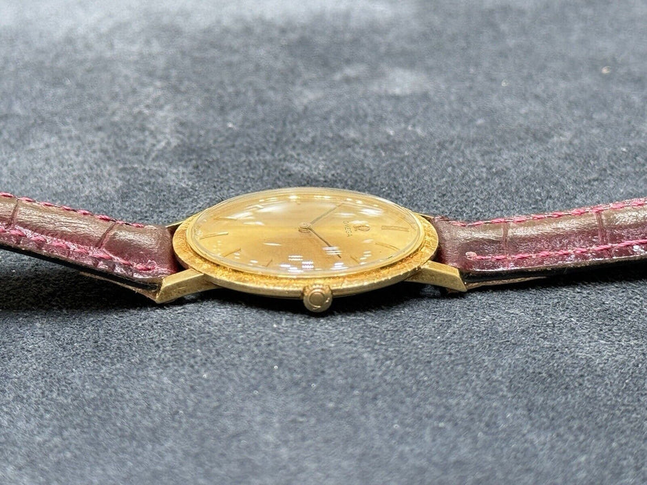 Omega 18K Gold Manual Wind Watch, Cal. 620