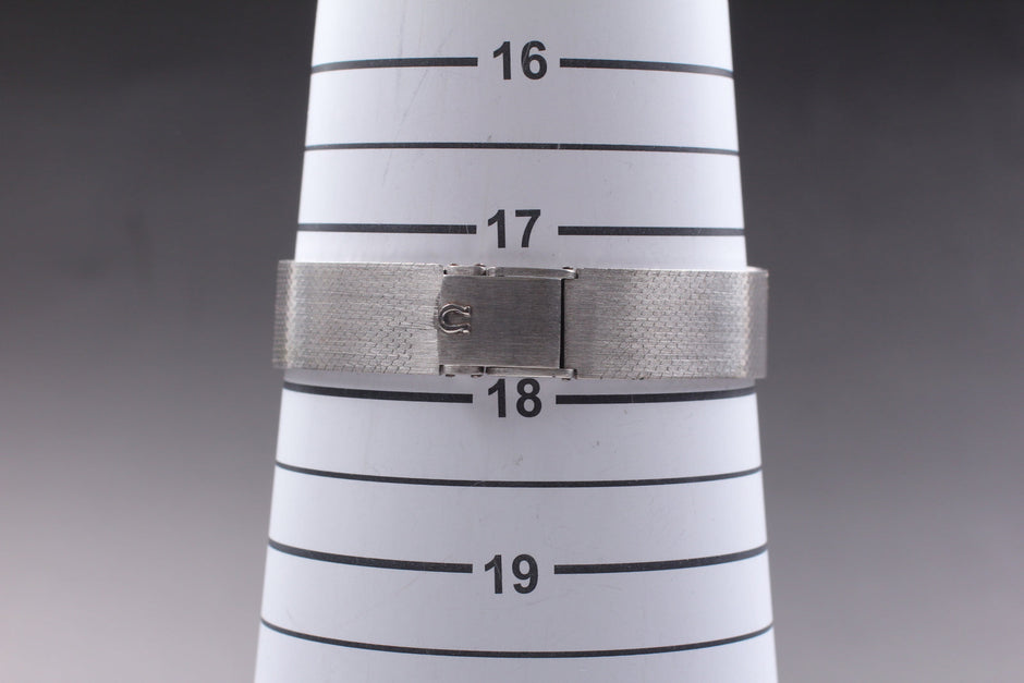 Omega Geneve Diamond Bezel Ladies Watch, 1973