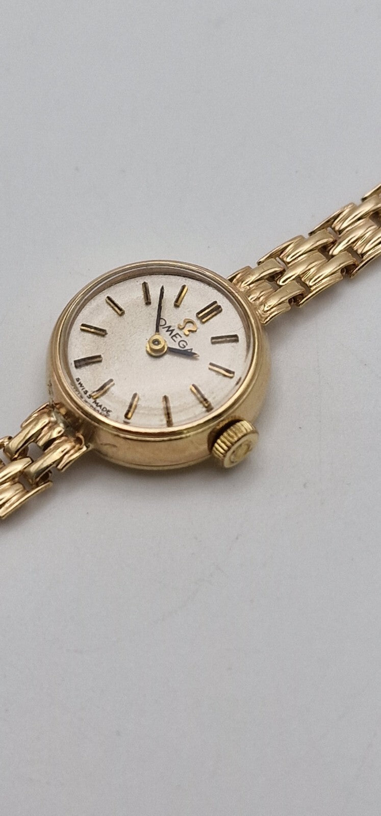 Omega 9ct Gold Ladies Watch, Vintage 1960s